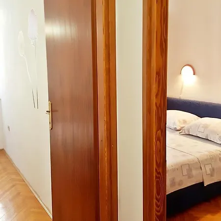 Apartment Klarina *