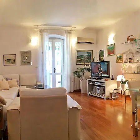 Apartment Klarina