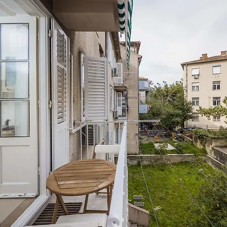 アパート Klarina *