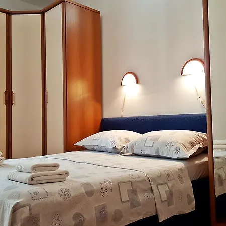 Klarina アパート *